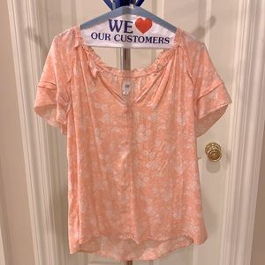 Gap light pink/salmon colored blouse. Lightweight